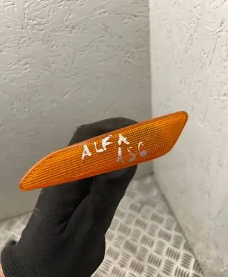 Alfa Romeo 156 Front fender indicator light 
