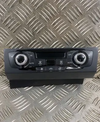 Audi A5 Sportback 8TA Climate control unit 8K1820043N