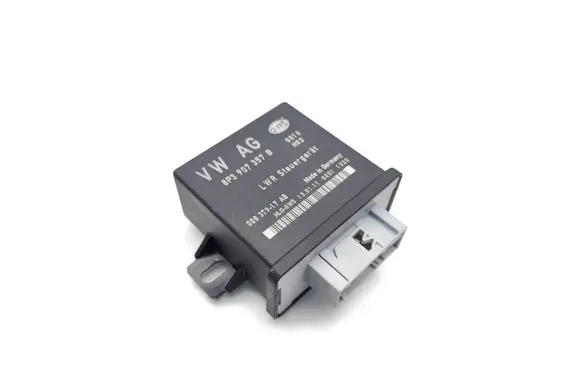 Audi A3 S3 8P Xenon control unit/module 8P3907357B 00837917