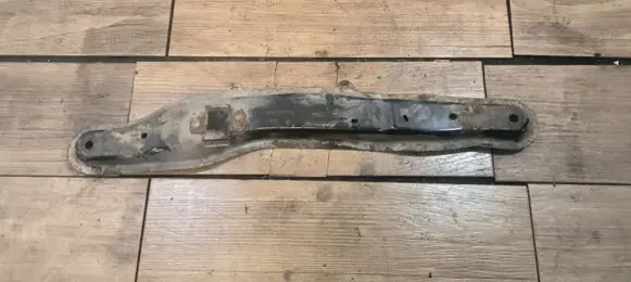 Dacia Duster Engine mounting bracket 544690004R