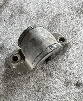 Seat Ibiza III (6L) Sway bar bush bracket, rear 