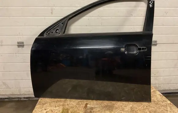 Ford Mondeo Mk III Front door