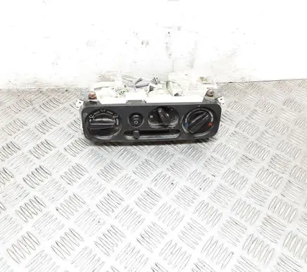 Mitsubishi Pajero Sport I Climate control unit MR360596 06620