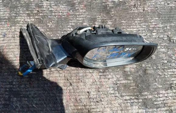 Infiniti Q30 Front door electric wing mirror 963015DB2A