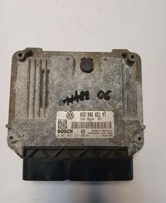 Volkswagen PASSAT B6 Engine control unit/module 03G906021MT 1039S15597 0281013313