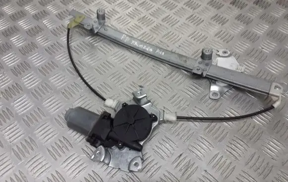 Nissan Primera Front door window regulator with motor 400601T2