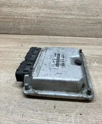 Audi A3 S3 8L Engine control unit/module 038906019GC 0281010892