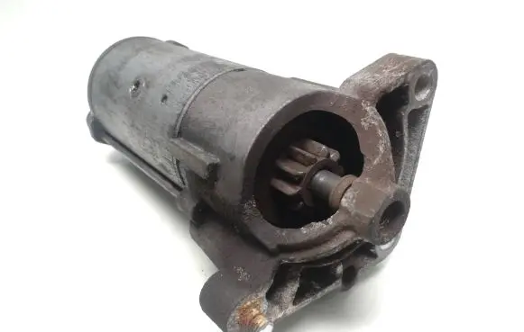 Renault Master II Starter motor 8200106788