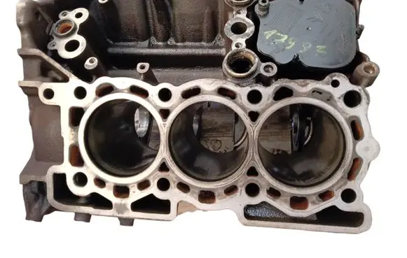 Citroen C5 Engine block 