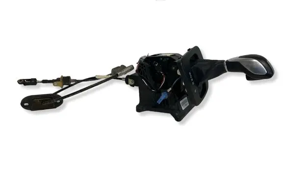 Ford Kuga II Gear shifter/selector F10P7K004X