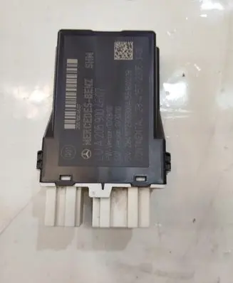 Mercedes-Benz C W205 Seat control module A2059004607