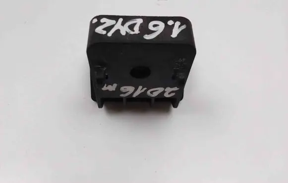 Radiator support slam panel bracket