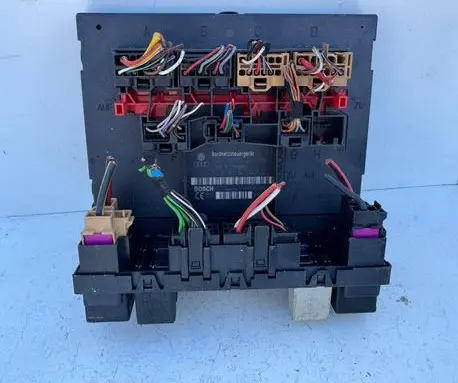 Volkswagen Jetta V Comfort/convenience module 3C8937049S H534S3101 F005V00917