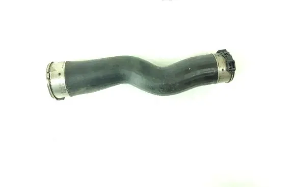 BMW 5 F10 F11 Intercooler hose/pipe
