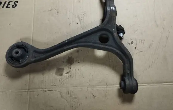 Honda Accord Front lower control arm/wishbone