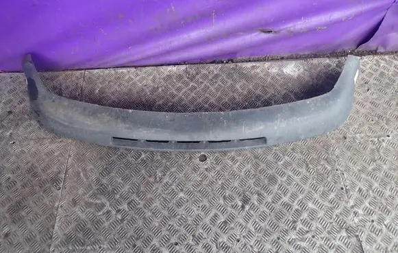 Volkswagen Golf IV Front bumper lip 
