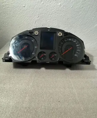 Volkswagen PASSAT B6 Speedometer (instrument cluster) A2C53117394 A2C53042108 A2C53145550