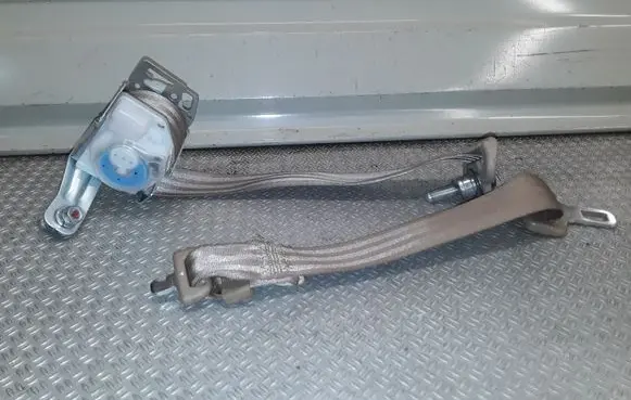 Honda Pilot I Third row seat belt ADC707824