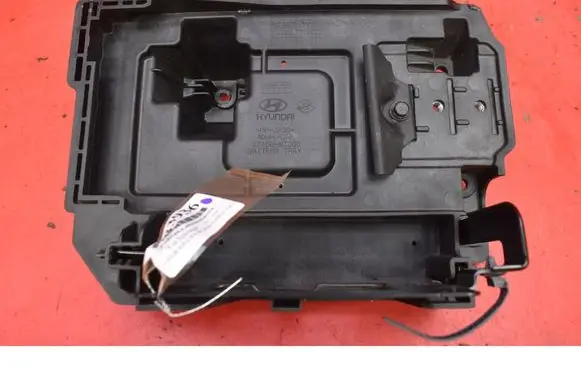 KIA Sportage Battery box tray 37150N7000