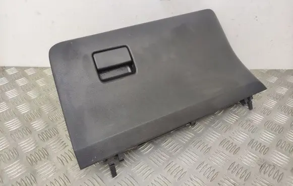 Toyota Yaris Glove box 555500D151