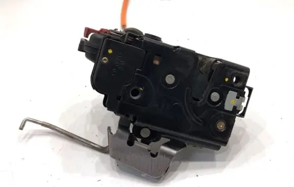 Audi A4 S4 B6 8E 8H Rear door lock 4B0839015D