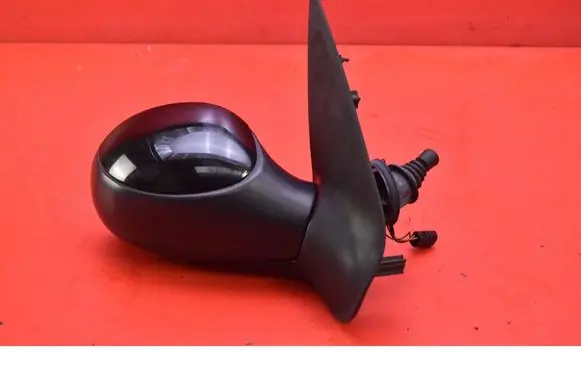 Peugeot 206+ Front door electric wing mirror 015816