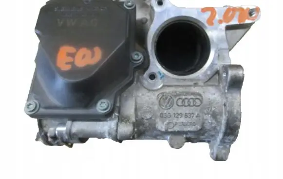 Volkswagen Eos EGR valve 03G129537