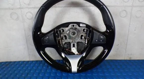 Renault Clio IV Steering wheel CART484007003R 484007003R