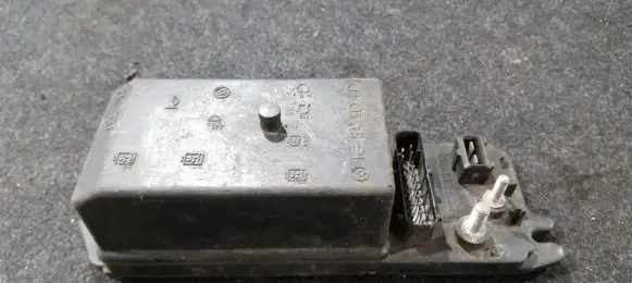 Lancia Kappa Coolant fan relay 