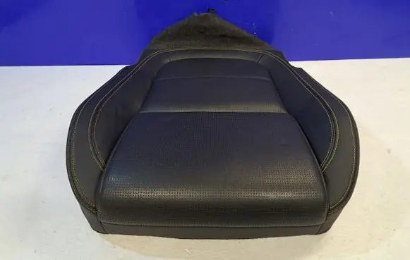 Jaguar XE Front passenger seat L0375652