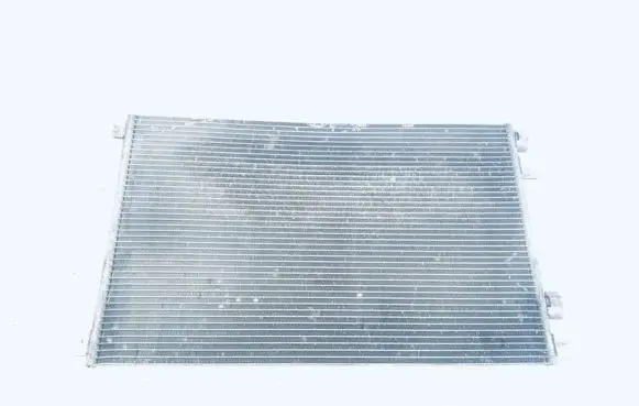 A/C cooling radiator (condenser)