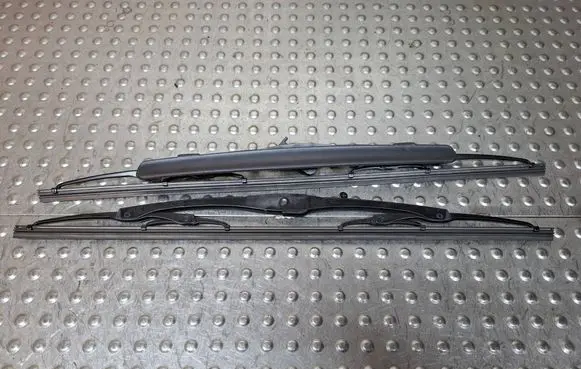 Fiat 500 Front wiper blade arm 71758107