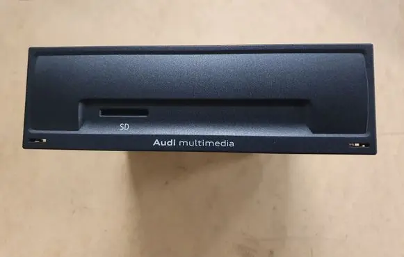 Audi Q3 F3 Radio/CD/DVD/GPS head unit 83A035876A 83A035876