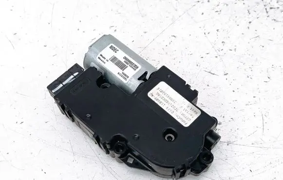 Ford Fusion II Sunroof motor/actuator DS7315B689AG 0000002359