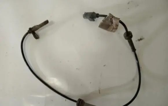 Alfa Romeo Giulia ABS brake wheel speed sensor 505480120