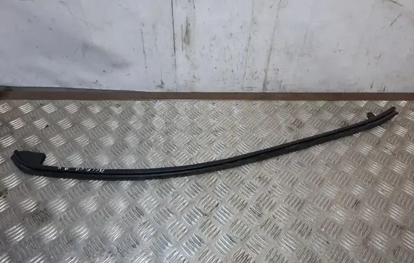 Chrysler Pacifica Sliding door rubber seal 68188722AA