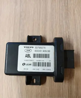 Volvo S80 Light module LCM 30795075 532276801