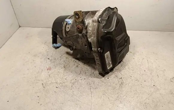 Mercedes-Benz SLK R172 Power steering pump A1724601500