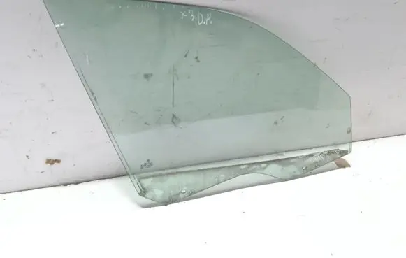 BMW X3 E83 Front door window glass four-door 43R001025