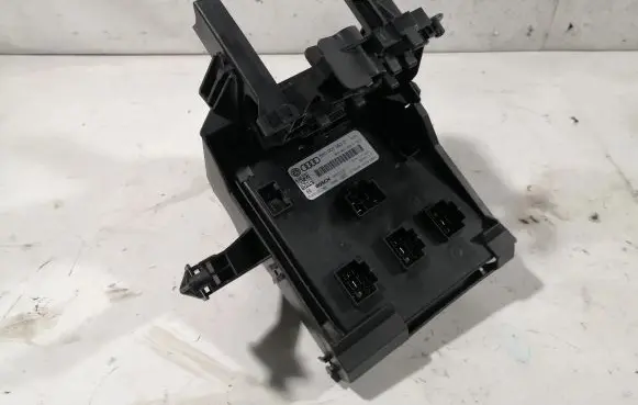Audi A4 S4 B8 8K Comfort/convenience module 8K0907063D 8K1937503A