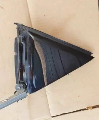 Lexus RX 450H Rear vent window glass 6748748060