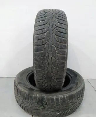 Skoda Octavia Mk1 (1U) R15 winter tire 