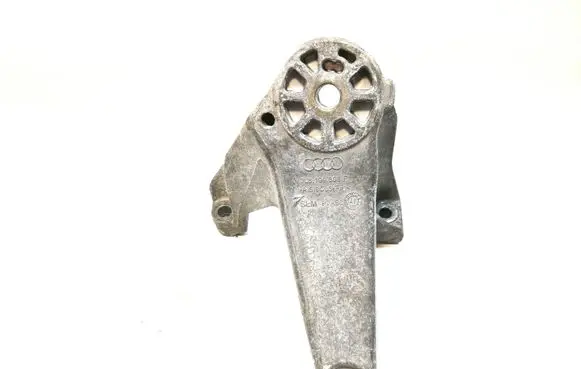 Audi Q7 4L Engine mounting bracket 7L8199308F