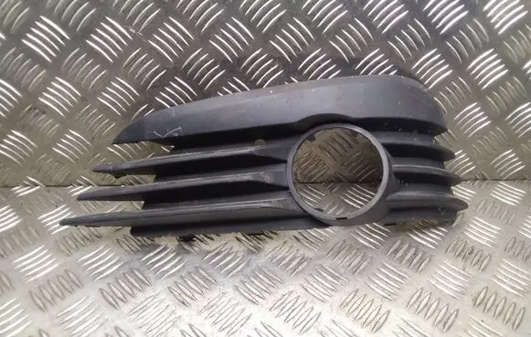 Opel Vectra C Front fog light trim/grill 13182921 904000011