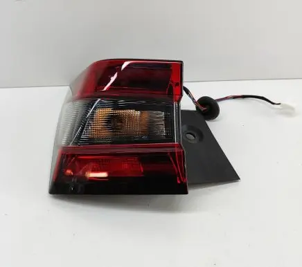 Nissan Juke II F16 Rear/tail lights 265556PA1A