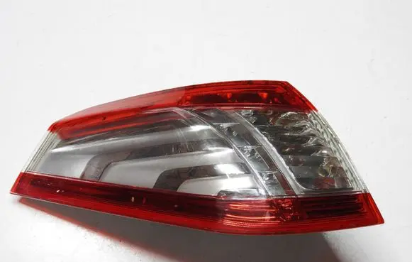 Peugeot 508 RXH Rear/tail lights 9686779580