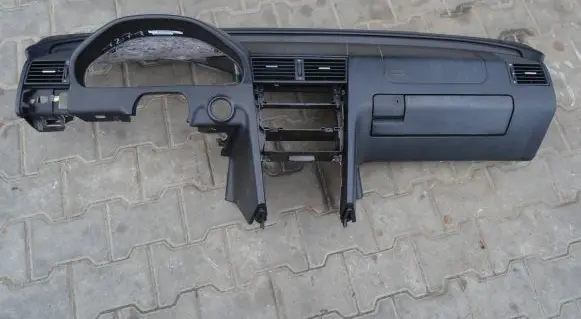 Mercedes-Benz C W202 Dashboard