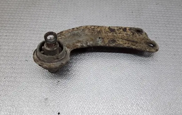 Rear control arm