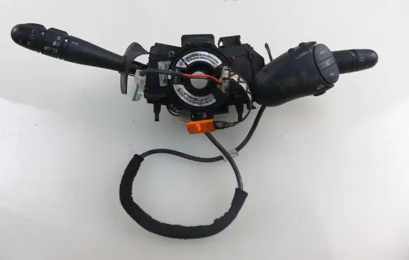 Renault Kangoo I Wiper turn signal indicator stalk/switch 8200379526