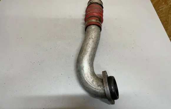 BMW 5 E60 E61 Intercooler hose/pipe 7798099
